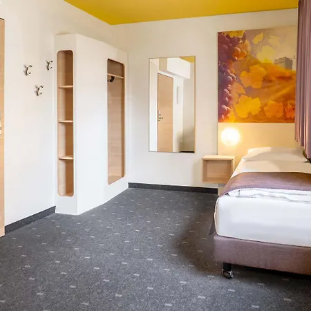 B&B Hotel Heilbronn Hotel 3*