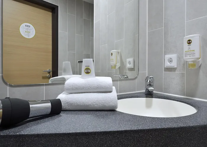 Hotel B&B Hotel Heilbronn 3*