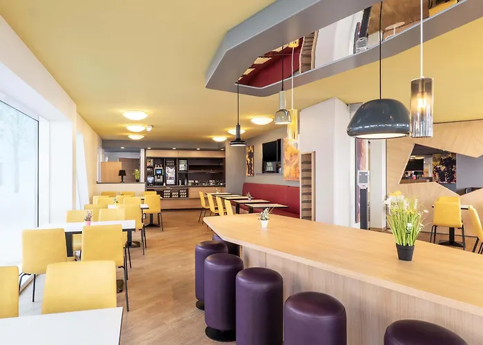 호텔 B&B Hotel Heilbronn 3*